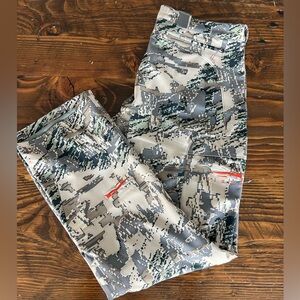 Men’s SITKA pants, size 34